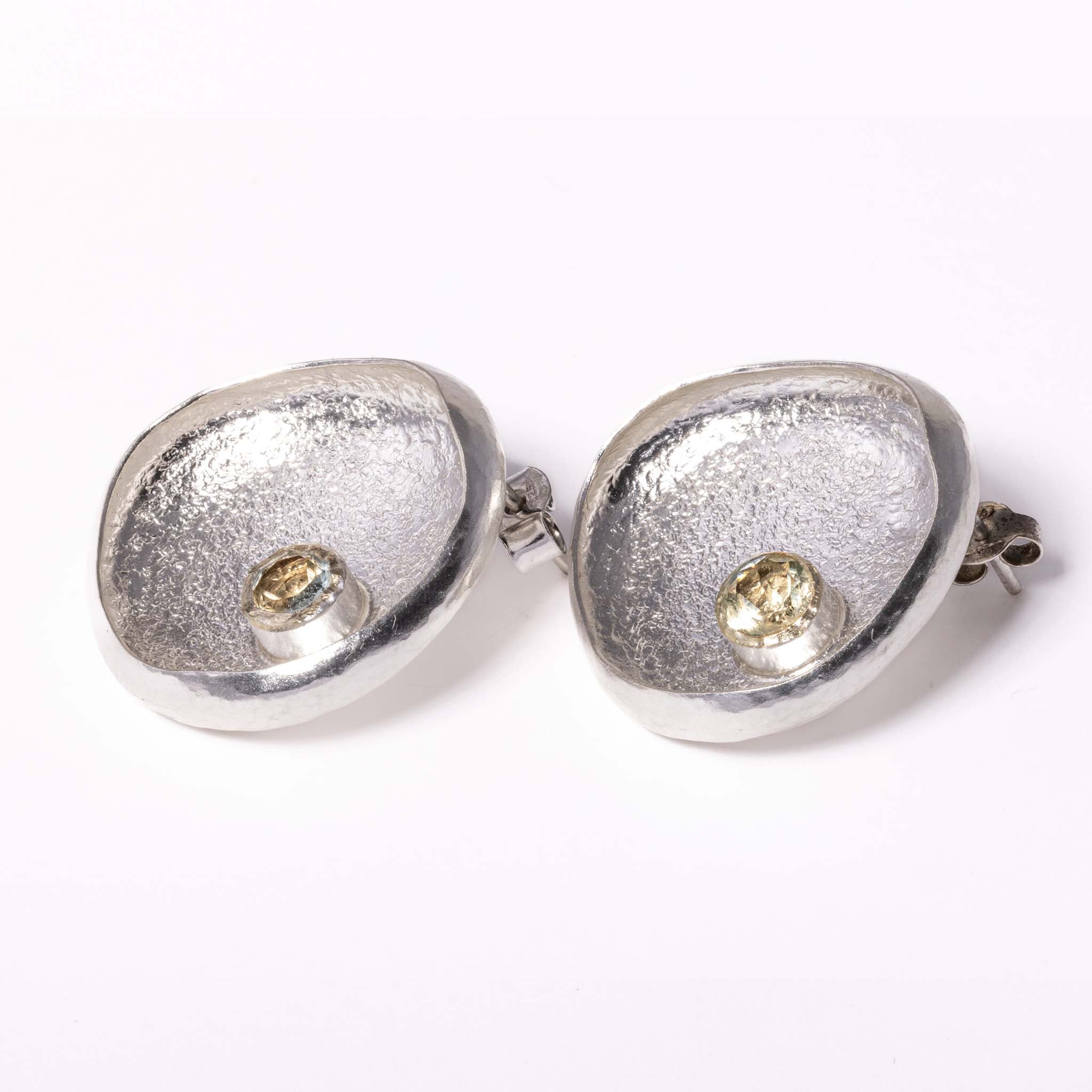 Venus-Dreiecksohrringe